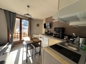 Studio au pied des pistes avec accès privé de la terrasse